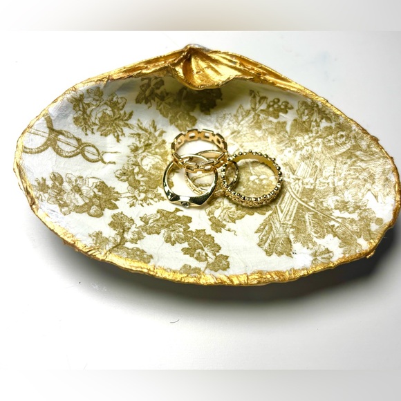 Hand Crafted Jewelry - Handcrafted Clam Shell Ring Dish W/ Gold Botanical Decoupage Design